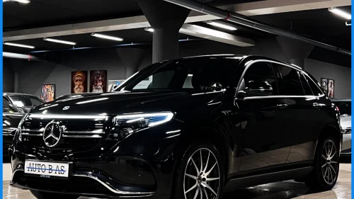 MERCEDES-BENZ EQC 400 4MATIC 2x AMG - 360Kam - Distronic - CarPlay - H.feste