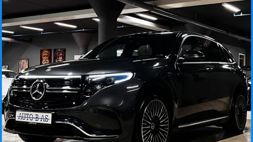 MERCEDES-BENZ EQC 400 4MATIC AMG/Skinn/360Kam/H.feste/Distr+/Burmester/Takluke