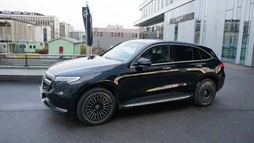 MERCEDES-BENZ EQC 400 4MATIC 400 4Matic AMG / Premium plus / Mye utstyr !