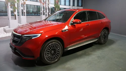 MERCEDES-BENZ EQC 400 4MATIC 400 4Matic AMG / Premium plus / Mye utstyr !