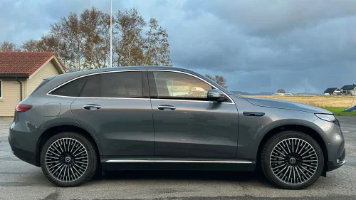MERCEDES-BENZ EQC 400 4MATIC EQC 400 AMG Premium Plus-TOPPUTSTYRT!
