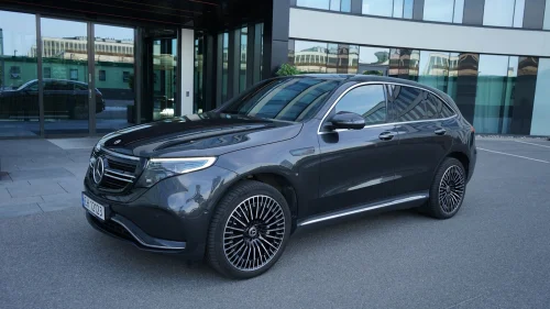 MERCEDES-BENZ EQC 400 4MATIC 4Matic AMG / Premium plus / spesielt velutstyrt