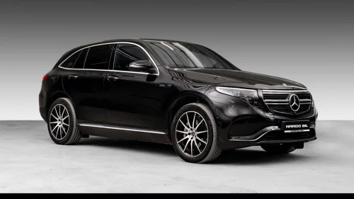 MERCEDES-BENZ EQC 400 4MATIC AMG/HUD/360/Pano/Krok/ComfortAccess