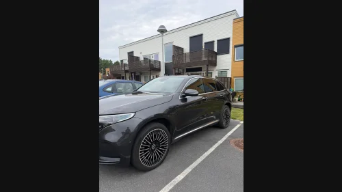 MERCEDES-BENZ EQC 400 4MATIC 4Matic AMG /Burmester/HeadUp/Soltak/Premium Plus/++