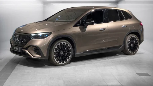 MERCEDES-BENZ EQE 500 4MATIC 500 4MATIC | HyperScreen | AMG | 10' Bakakselstyring