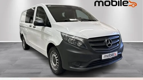MERCEDES-BENZ eVito 3-seter! -Må sees!