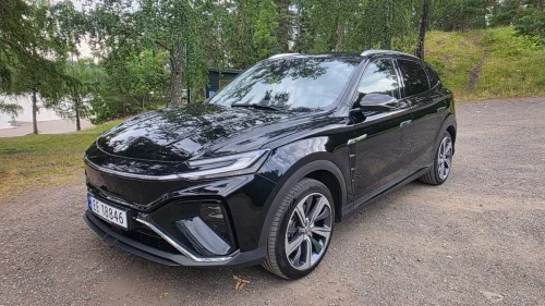 MG MARVEL R ELECTRIC Luxury 180hk 2WD 360 kamera adaptiv cruisekontroll keyl