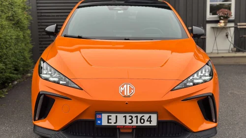 MG MG4 Electric Trophy Extended Range
