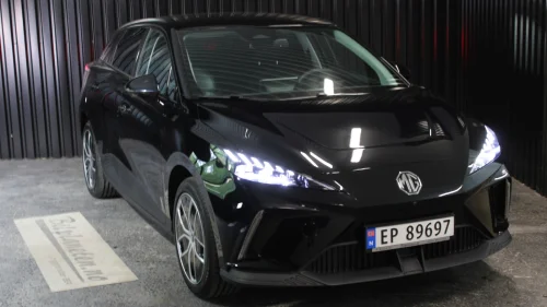 MG MG4 Electric Sporty elbil med lang rekkevidde og topp utstyr