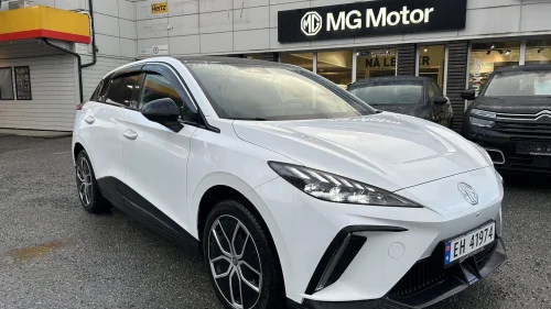 MG MG4 Electric Trophy Leveringsklar/520 KM WLTP, Vindavviser, vinterhj