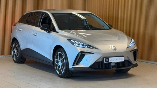 MG MG4 Electric 450WLTP/SOMMER OG VINTERHJUL/7ÅRS GARANTI! LEV KLAR BIL