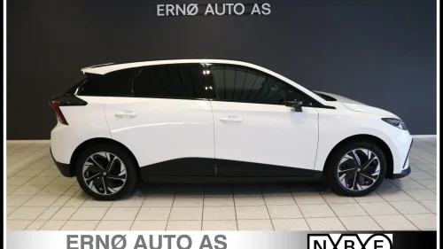 MG MG 4 ELECTRIC LUXURY 64KWh / 435KM / NY SERVICE / 360 / DELSKIN / DAB