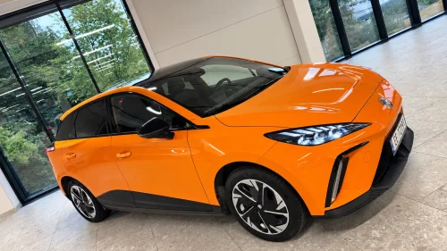 MG MG 4 ELECTRIC Luxury 64kWh 435km WLTP - Nybilgaranti tom. 07/11/2029