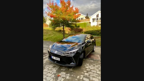MG MG 4 ELECTRIC MG4 Electric Luxury - GARANTI - LAV KM