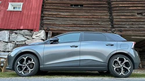 MG MG 4 ELECTRIC Luxury 64kWh 435 km