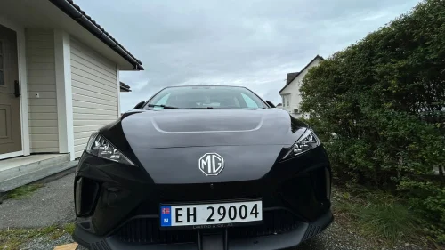 MG MG 4 ELECTRIC Luxury