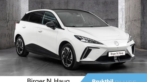 MG MG 4 ELECTRIC Luxury TOPPUTSTYRT OG LEVERINGSKLAR! RETT FRA SERVICE!