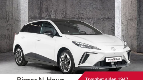 MG MG 4 ELECTRIC Luxury VARME I RATT/360-KAMERA/LAV KM! SJEKK PRISEN!