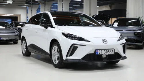 MG MG 4 ELECTRIC 64kWh Luxury/WLTP 435km/360/Delskinn/Hengerfeste