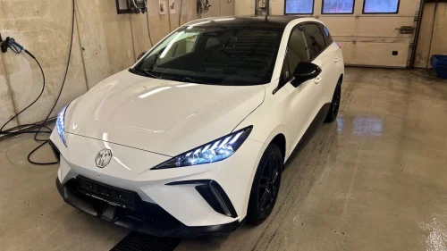 MG MG 4 ELECTRIC Luxury/ACC/Kamera/7års Garanti