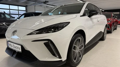 MG MG4 Electric 64KwH Luxury 450km |Ny bil|1,99% rente|Klar til bruk!