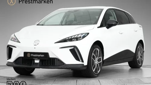 MG MG4 Electric Luxury 64kWh Ny i Norge 7Års Garanti Pilot 360Cam S+V +