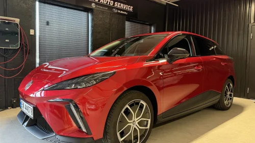 MG MG4 Electric Luxury 64KwH|450km| Demobil|8 hjul