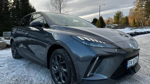 MG MG4 Electric 49kWh LUX Andes Grey /Kamera /Carplay /7-års garanti++