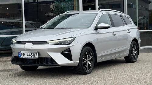 MG MG5 Electric Luxury