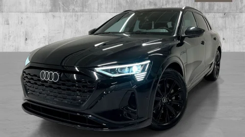 AUDI Q8 50 E TRON 50 advanced plus