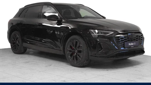 AUDI Q8 55 E TRON 55 s line 360Kam,Sort Optikk, Krok, Sp.seter, 21"