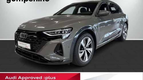 AUDI Q8 50 E TRON 50 advanced plus