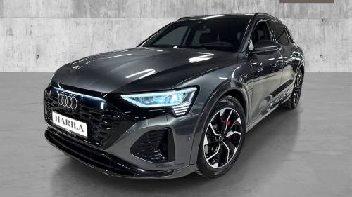 AUDI Q8 50 E TRON S-LINE PLUS