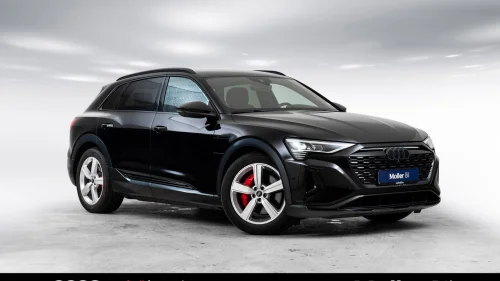 AUDI Q8 55 e-tron 55 Adv Limited Hengerfeste-Sportsseter-360 kamera-Black