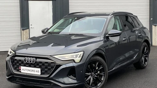 AUDI Q8 50 E TRON Advanced Plus | Matrix | Sort optikk | 360 kamera