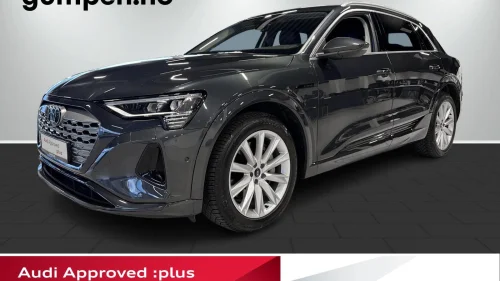 AUDI Q8 55 E TRON 55 advanced/ Hengerfeste