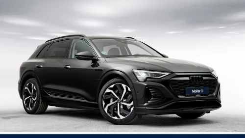 AUDI Q8 55 e-tron 55 S line
