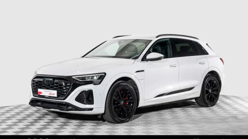 AUDI Q8 50 e-tron 50 S-LINE/RYGGEKAMERA/KROK/MØRKE RUTER/+++
