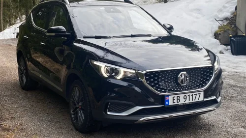 MG ZS EV LUXURY UTGAVE/PANO TAK/ ADP. CRUISE/CARPLAY/SKINN