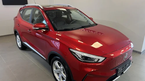 MG ZS EV ZS Luxury/Tilhengerfeste/Nybilgaranti/Glasstak/Skinn/Ap