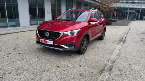 MG ZS EV Luxury / ACC / Skinn / Panorama