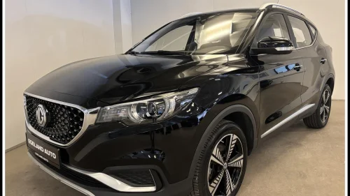 MG ZS EV LUXURY MG PILOT 1eiers EU28 Carplay Skinn ACC Pano BLIS