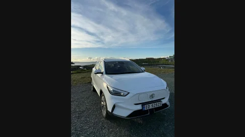 MG ZS EV Luxury Long Range