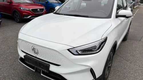 MG ZS EV 70KW 156HK LUXURY SKINN PANORAMATAK