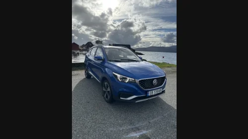 MG ZS EV En herlig kompakt og fin MG som oser kjøreglede.