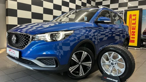 MG ZS EV LUXURY*NORSK*LAV KM*TOPP UTSTYRT*SKINN*PANORAMA++