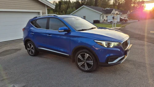 MG ZS EV Luxery/Tonede ruter/Tectyl/LED hovedlys/Garanti 2027