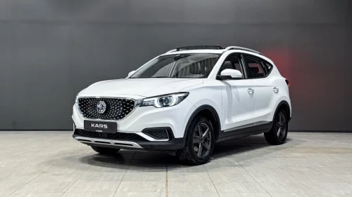 MG ZS EV LUXURY /Skinn /Panorama /LED /Adapt.Cruise /Navi +++