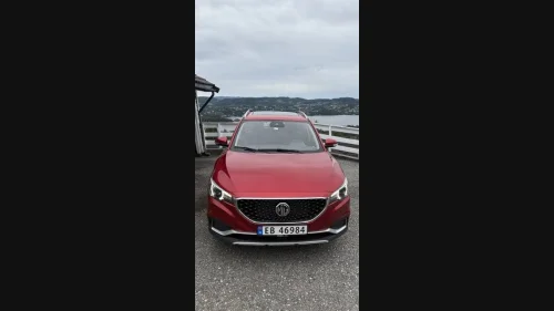 MG ZS EV Luxury/Skinn/ACC/Garanti/Panorama