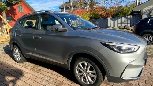 MG ZS EV Long Range Luxury